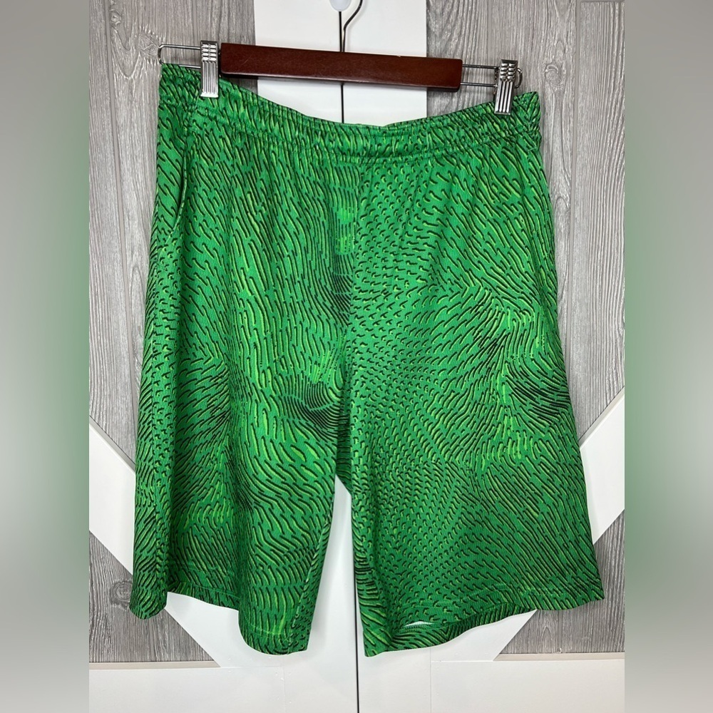 D12.25 Boy's Fila Sport Reptile Basketball Shorts Green/Black XL 18-20